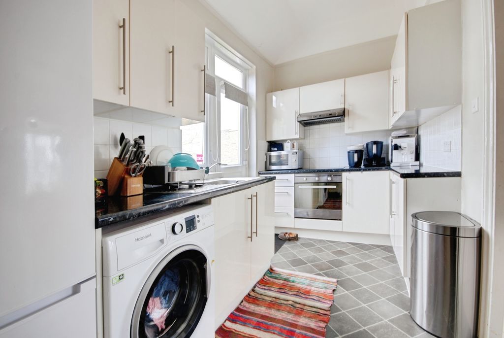 Property photo 3 of 9 Pbox-Img.Jpg