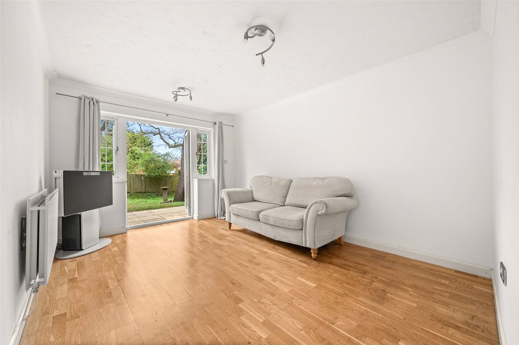 Property photo 2 of 12 Picture No. 07