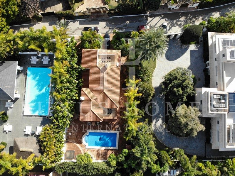 Property photo 3 of 21