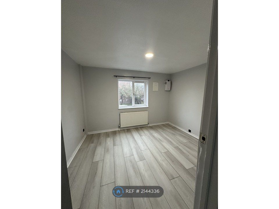 Property photo 3 of 13 Double Bedroom 1st Floor