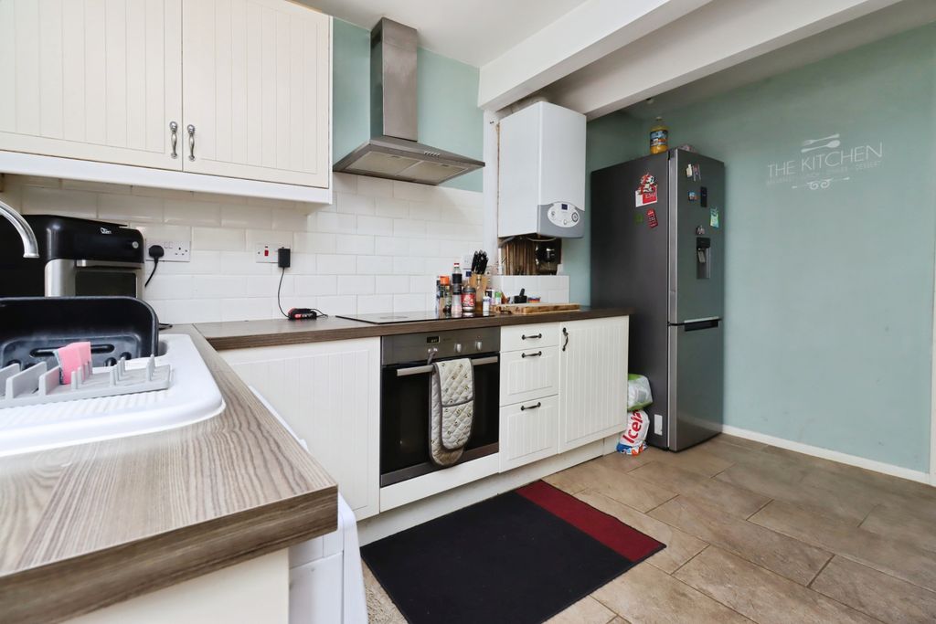 Property photo 2 of 15