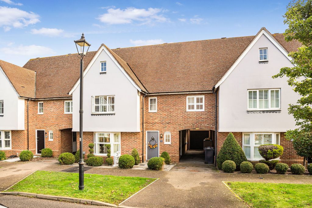 Property photo 1 of 39