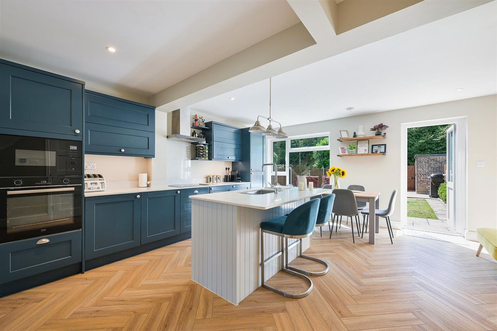 Property photo 2 of 20 Lakers Rise, 66- (1).Jpg