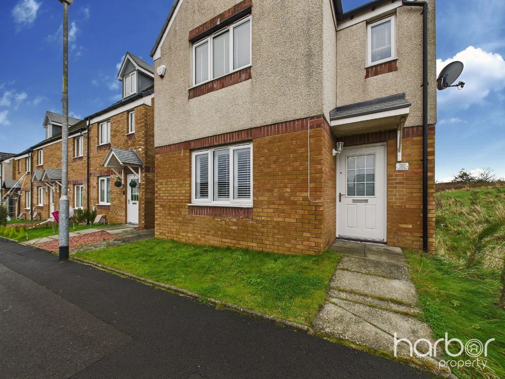 Property photo 2 of 21 4646094