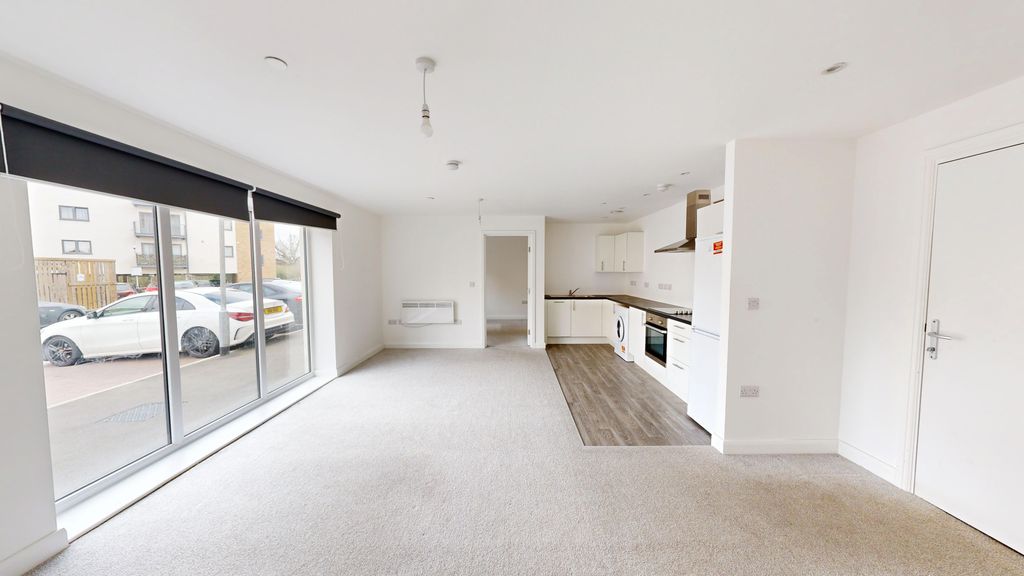 Property photo 2 of 6