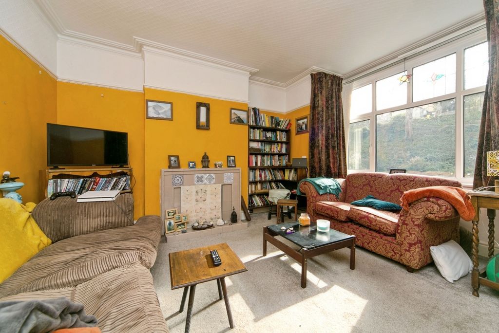 Property photo 3 of 19 Pbox-Img.Jpg