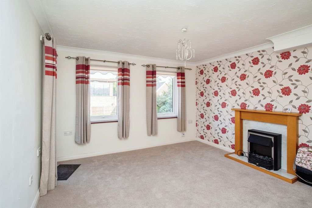 Additional image 5 of 1 bed flat for saleBreakspear Court, Abbots Langley WD5