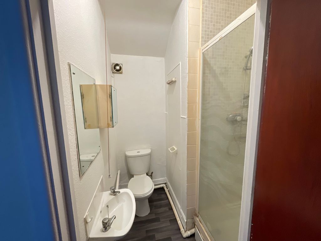 Property photo 3 of 5 6.Jpeg