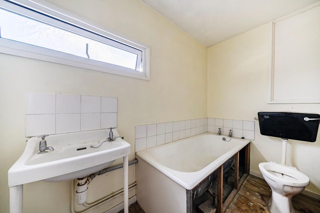 Property photo 3 of 21 1493756 (3).Jpg