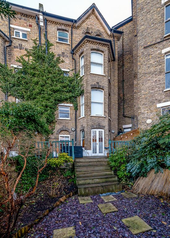 Property photo 1 of 27