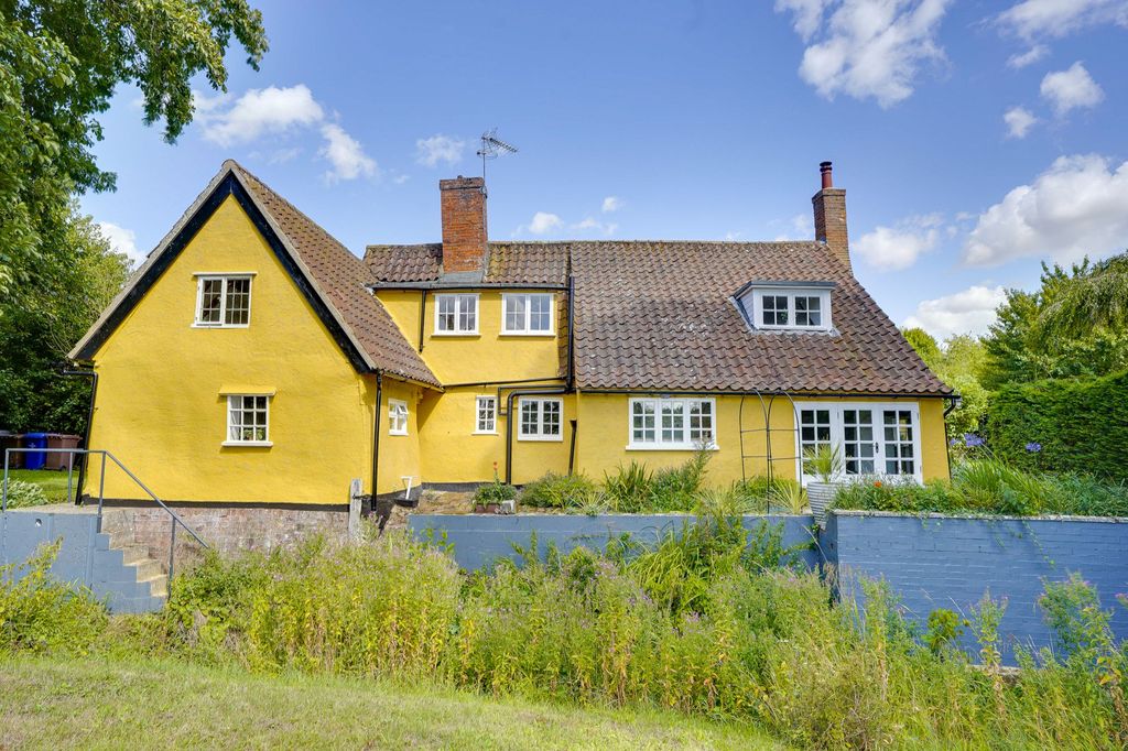 Property photo 1 of 31