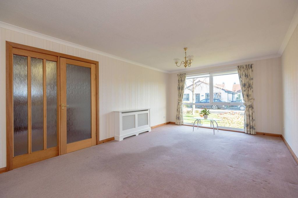 Property photo 3 of 33 Property Image 3