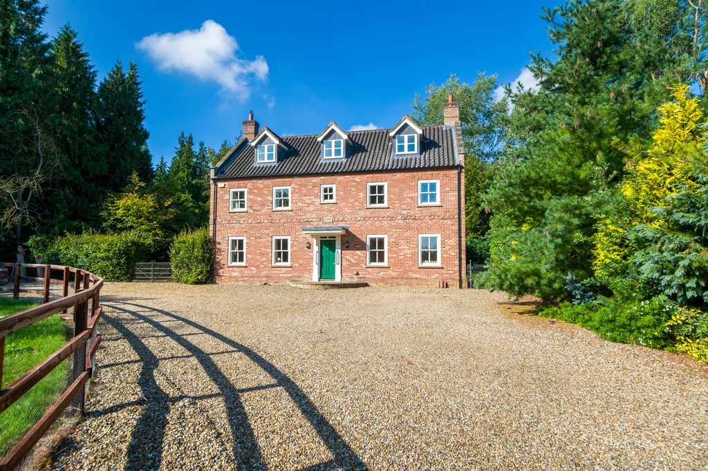 Property photo 1 of 40 Kcwhkeepers Cottage-1