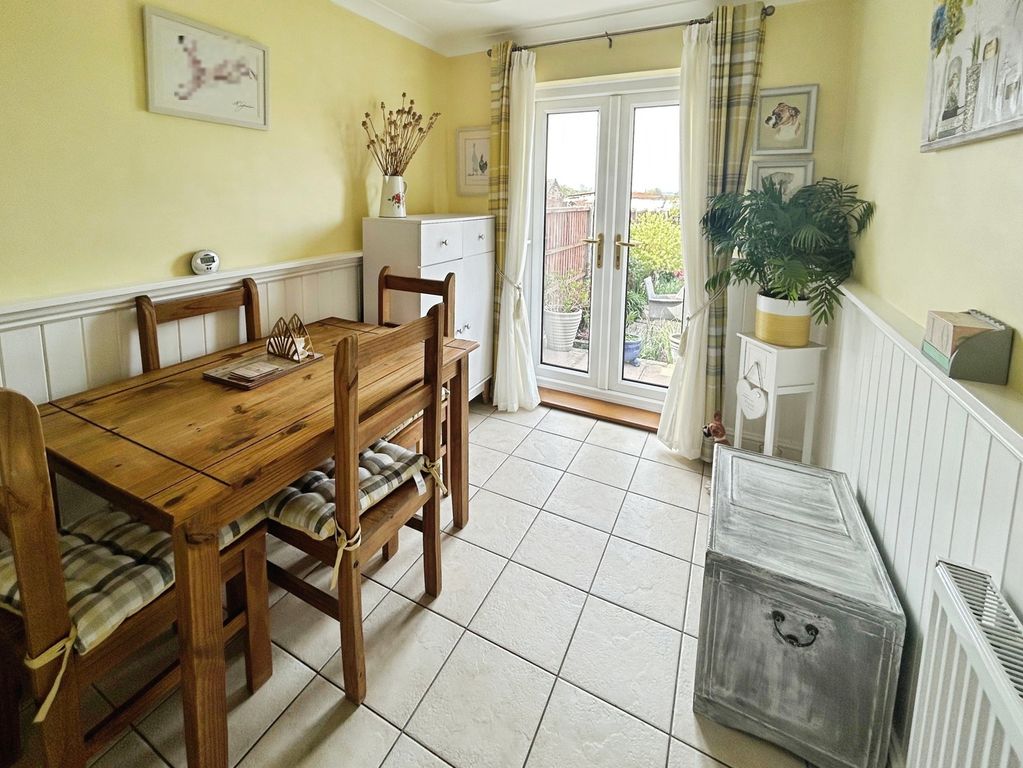 Property photo 3 of 25 Hobby Room