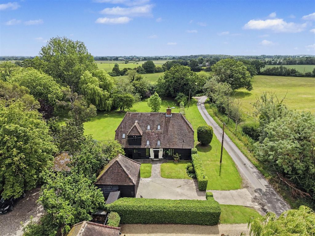 Property photo 1 of 32