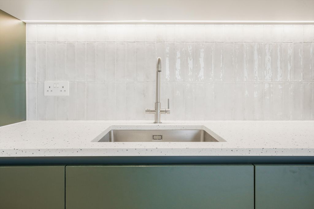 Property photo 2 of 14 Image