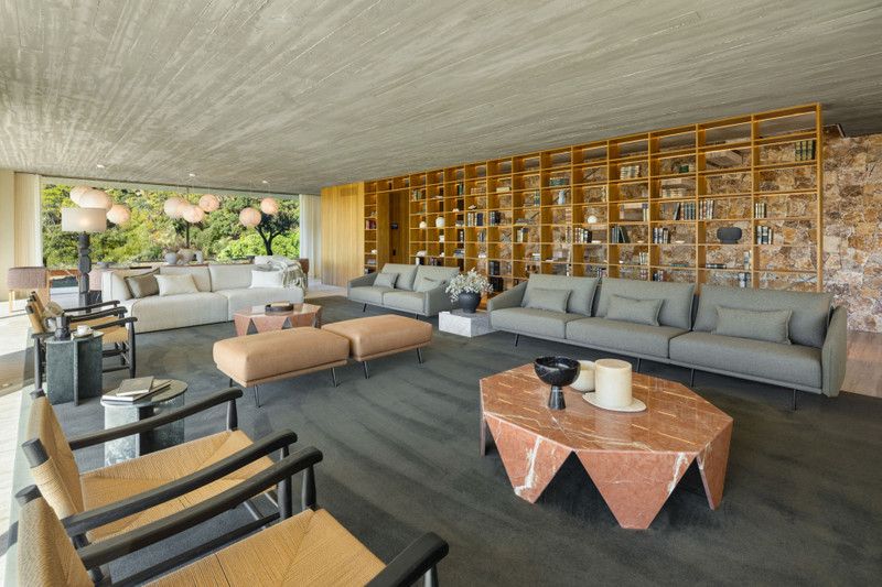 Property photo 3 of 50