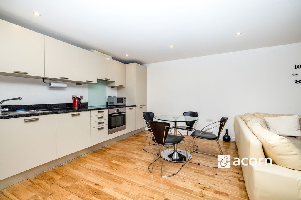 Property photo 3 of 13 Kitchen