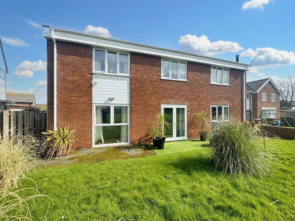 Property photo 1 of 28