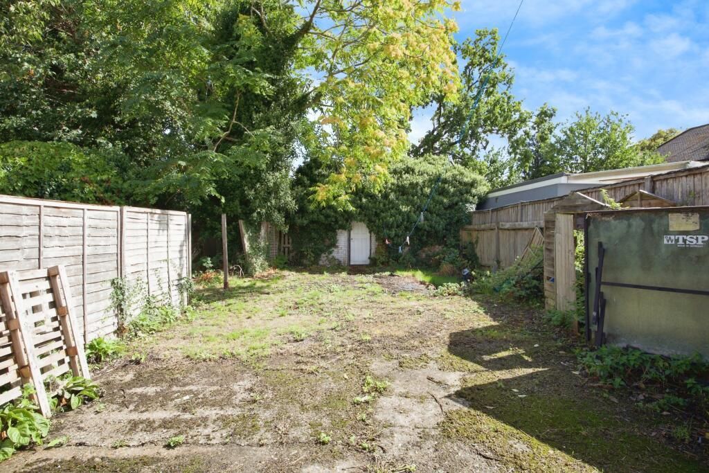 Property photo 3 of 8