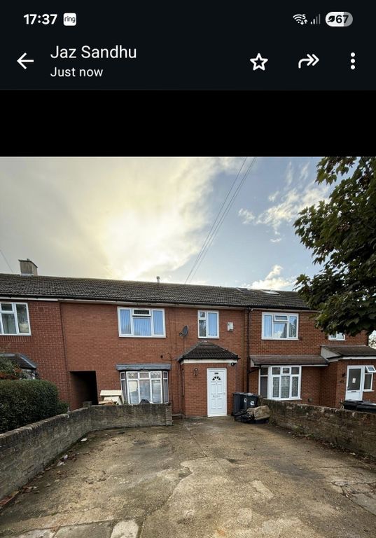 Property photo 1 of 15 4 Bed Semi-Detached House To Rent Lela Avenue, Hounslow Tw47Ry