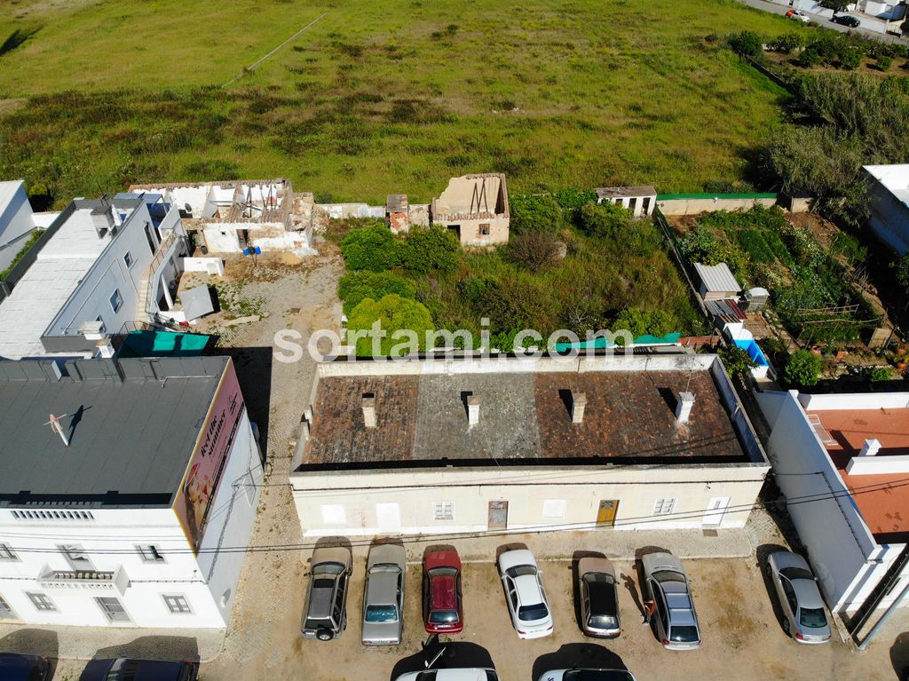 Property photo 1 of 3