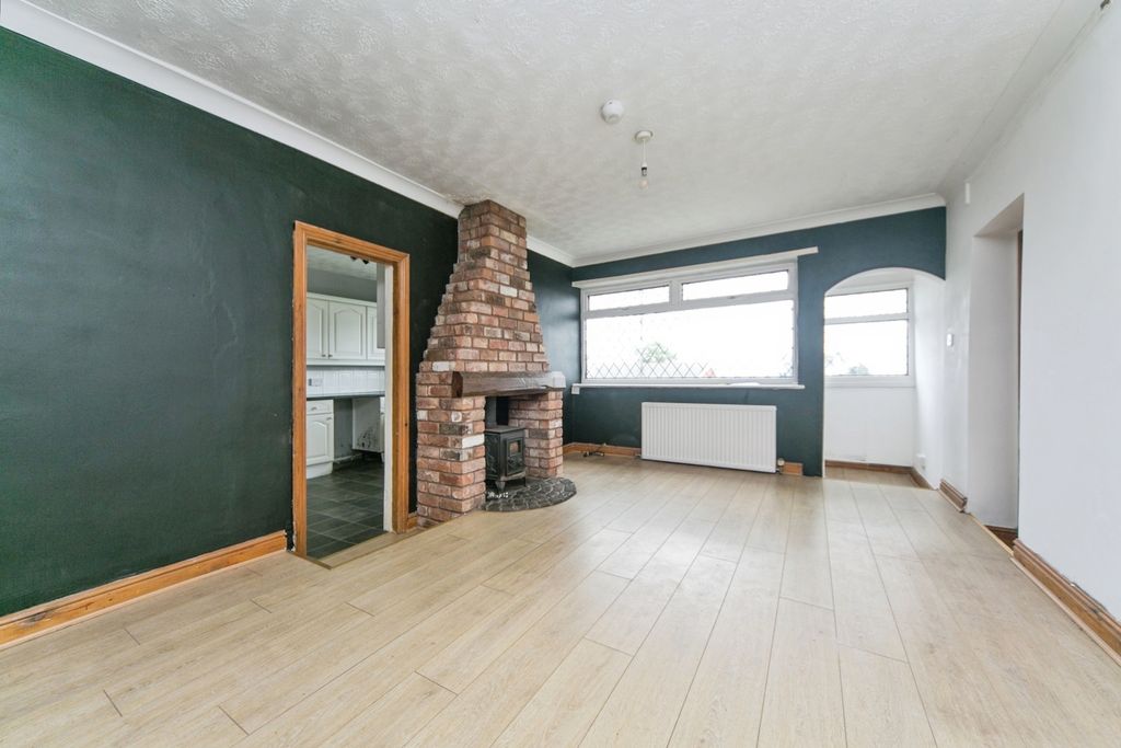 Property photo 2 of 17 Pbox-Img.Jpg