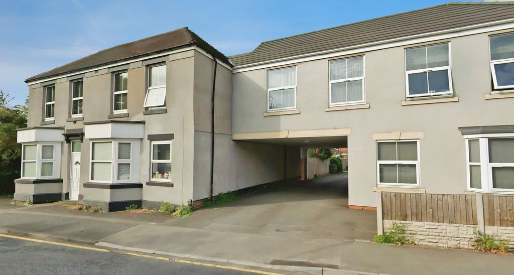 Property photo 1 of 6 Photo 7