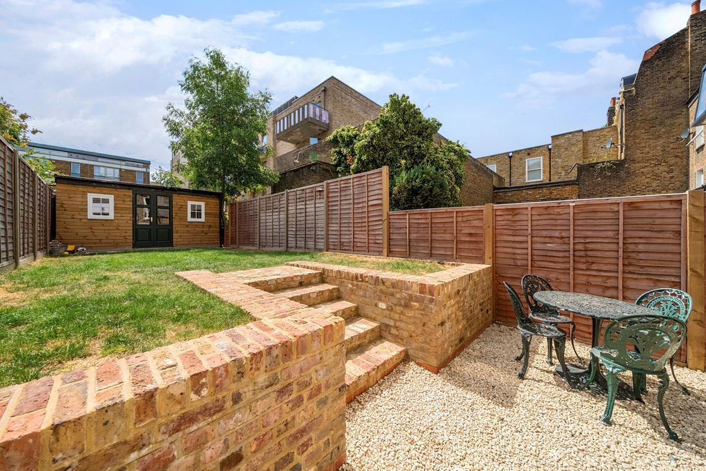 Property photo 3 of 20 5-6A71ce68F08d7-1...