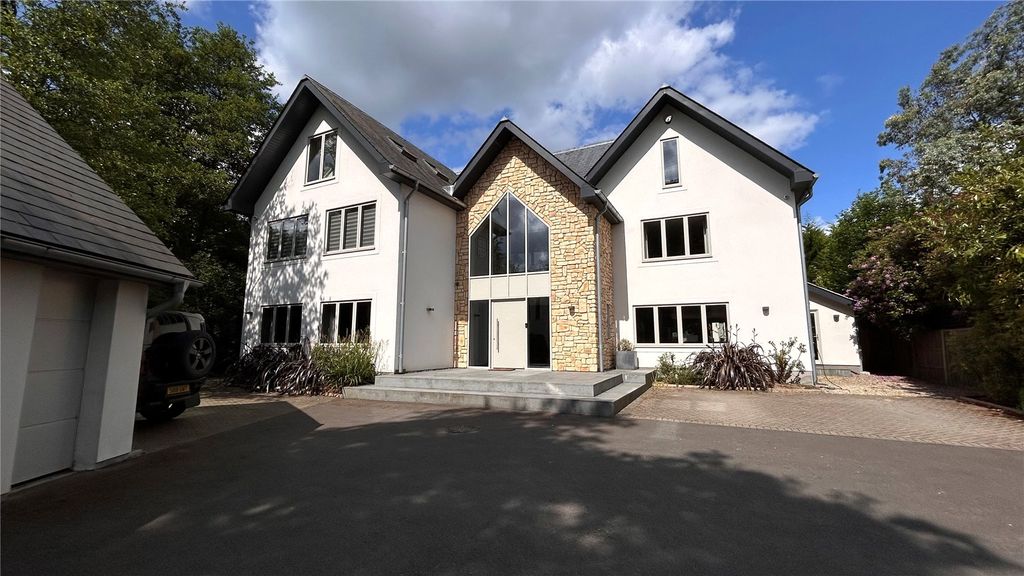 Property photo 1 of 57 Picture No. 85