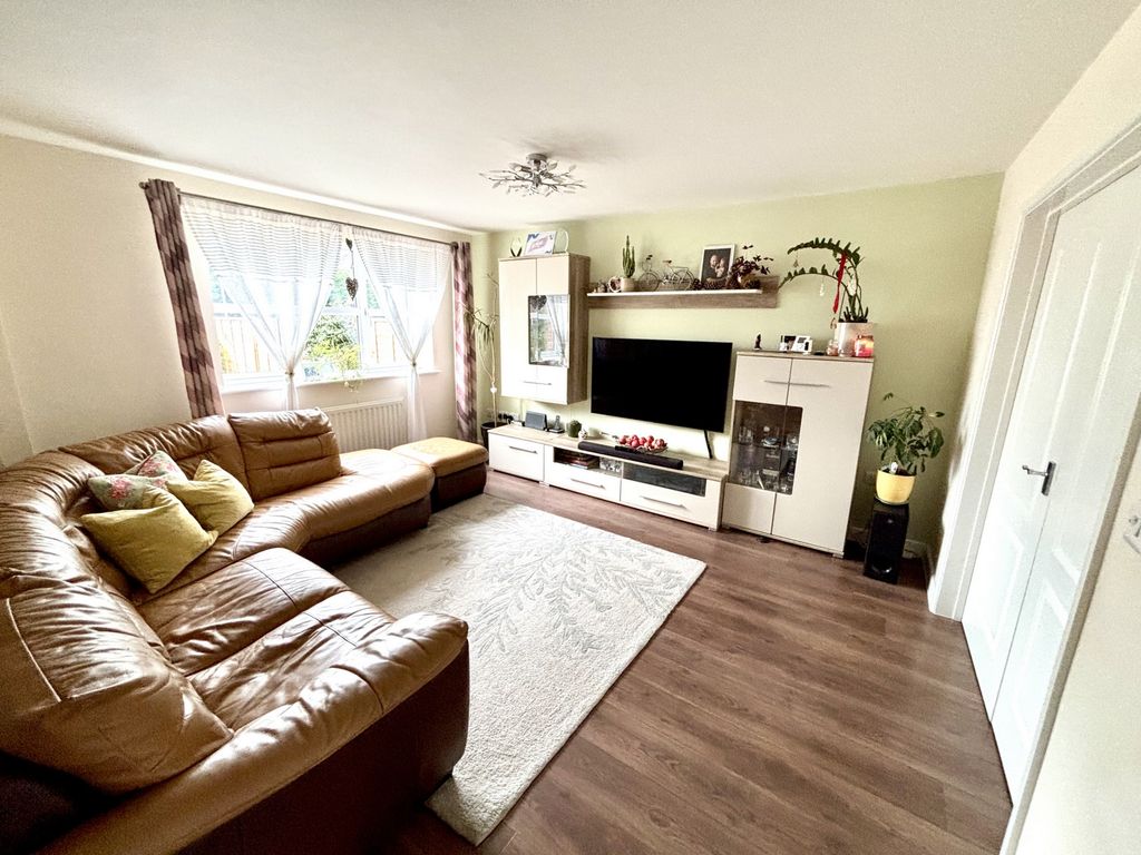 Property photo 2 of 21 Photo 29