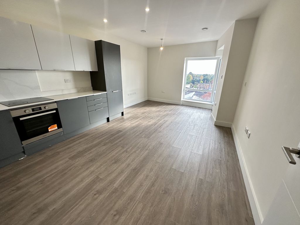 Property photo 2 of 7