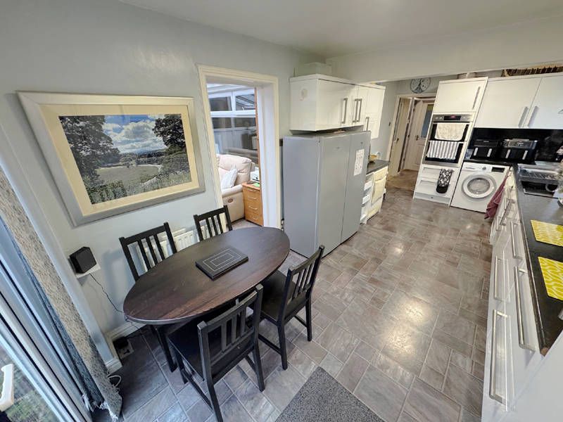 Property photo 2 of 28 Dining Kitchen