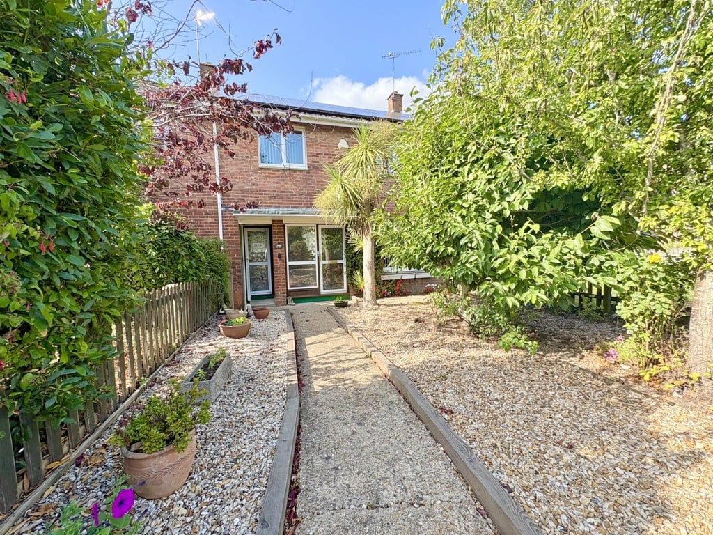 Property photo 2 of 26