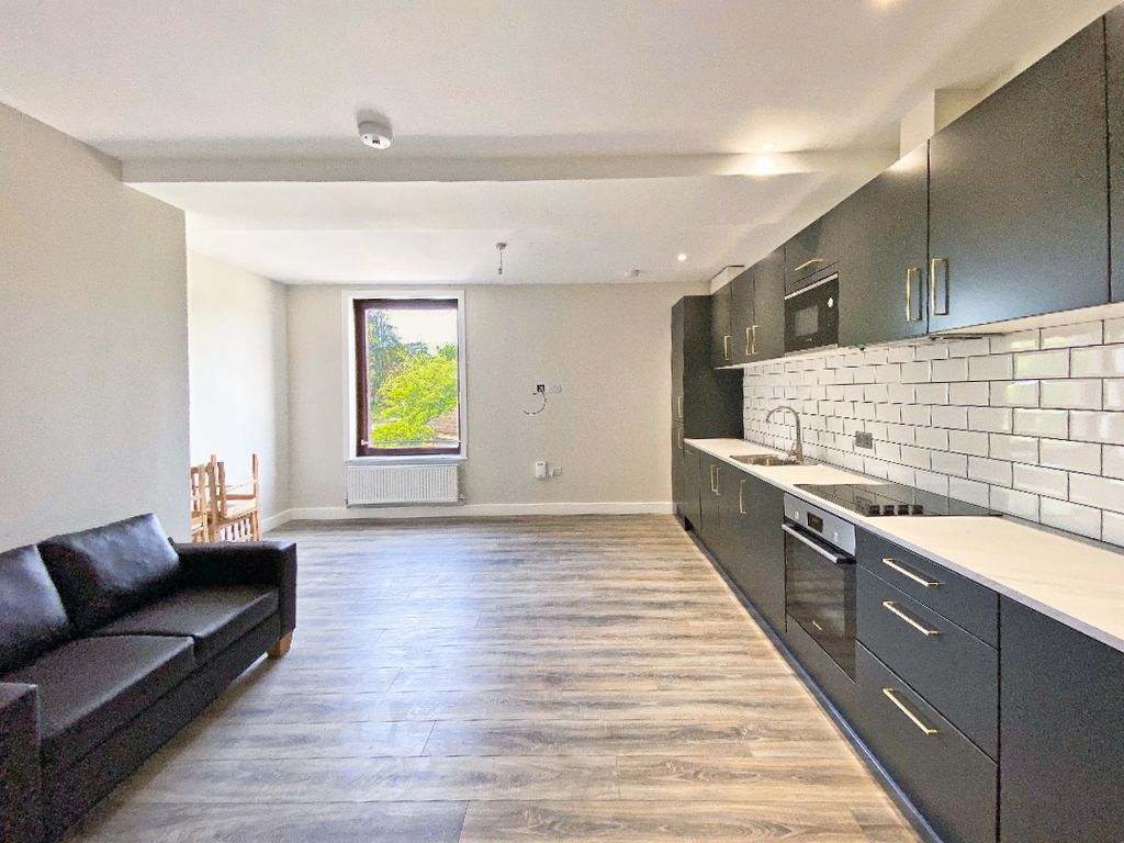 Property photo 1 of 7 1