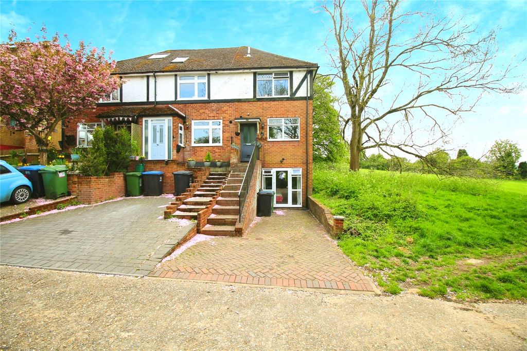 Property photo 1 of 17 Picture No. 13