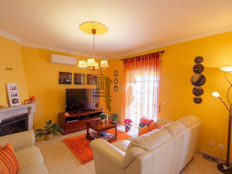 Property photo 3 of 44