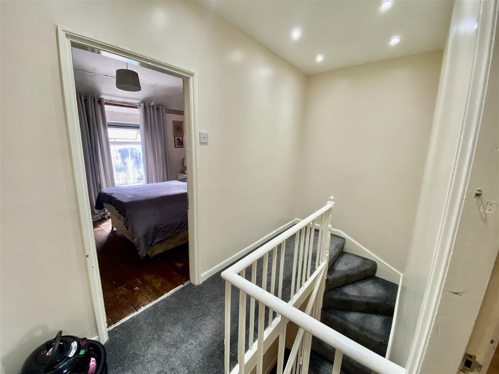 Additional image 18 of 4 bed town house for saleNew Street, Pwllheli LL53