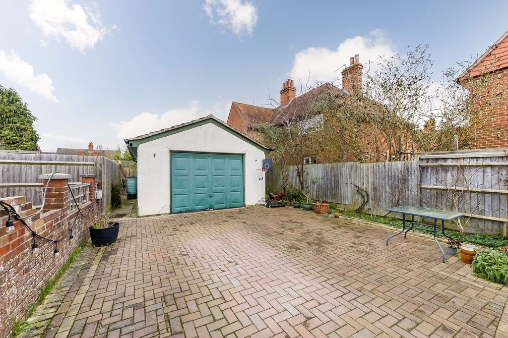 Additional image 18 of 4 bed semi-detached house for saleKynaston Road, Didcot OX11