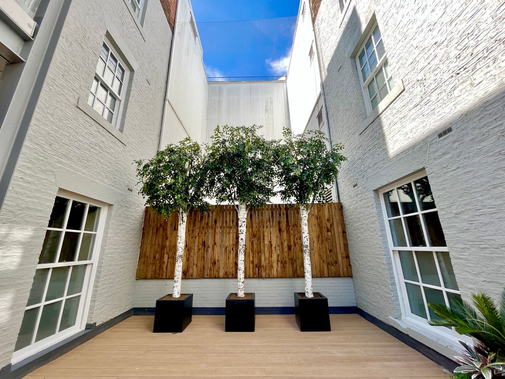 Property photo 3 of 3