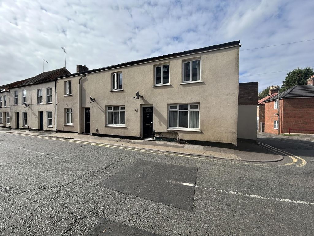 Property photo 1 of 6 5771043-1.Jpg