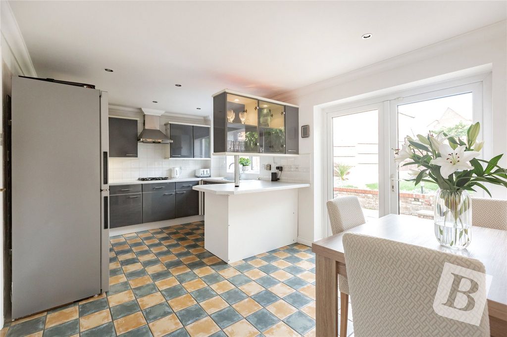 Property photo 2 of 21 Kitchen/Diner