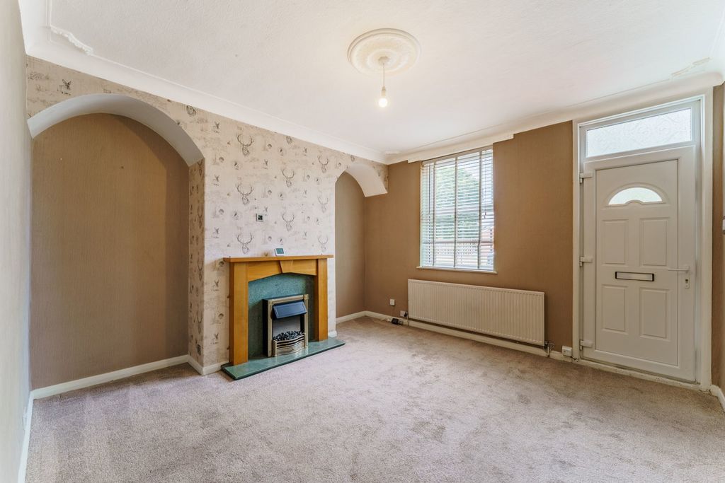 Property photo 2 of 19
