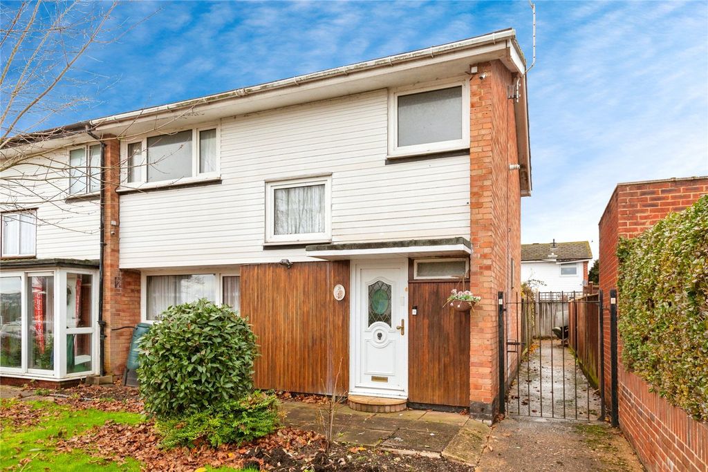 Property photo 1 of 19 Front Aspect