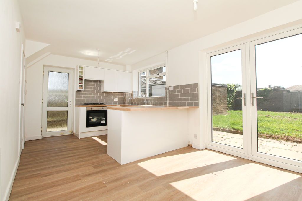 Property photo 2 of 15 Kitchen/Diner