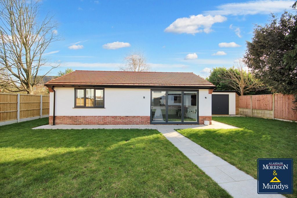 Property photo 3 of 21 Bungalow Annex