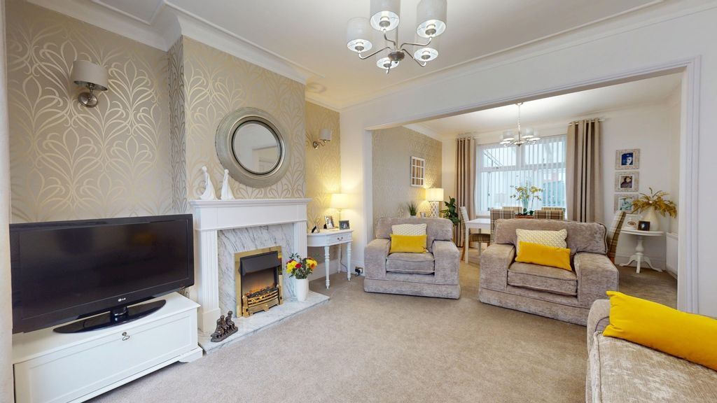 Property photo 2 of 37 5214964
