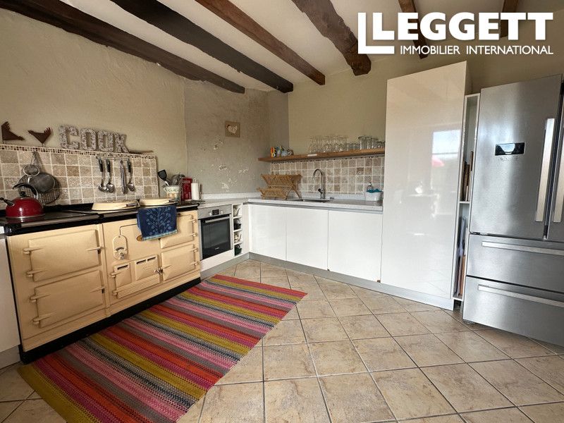 Property photo 3 of 10