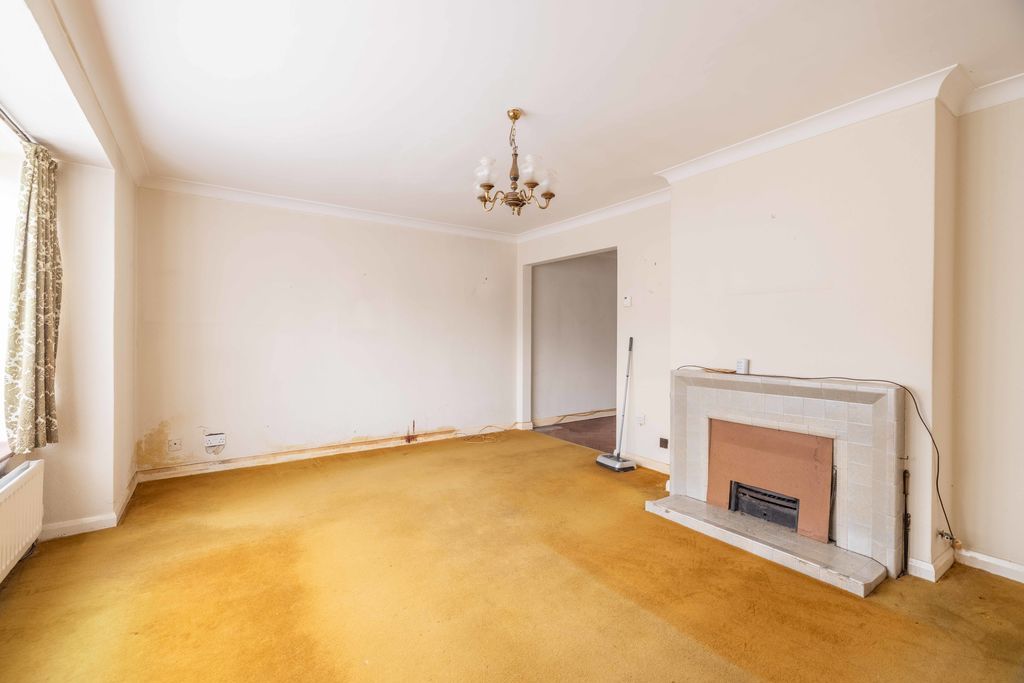 Property photo 2 of 13 Photo 6