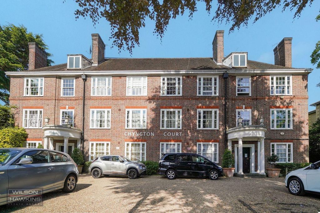Property photo 1 of 13 Flat 8, Chyngton Court - Dfnma2Adxfotm3Zzwau4.Jpg